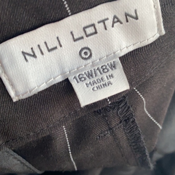 NWT Nili Lotan x Target women’s pinstripe black wide leg trousers 16W/18W - Picture 6 of 7